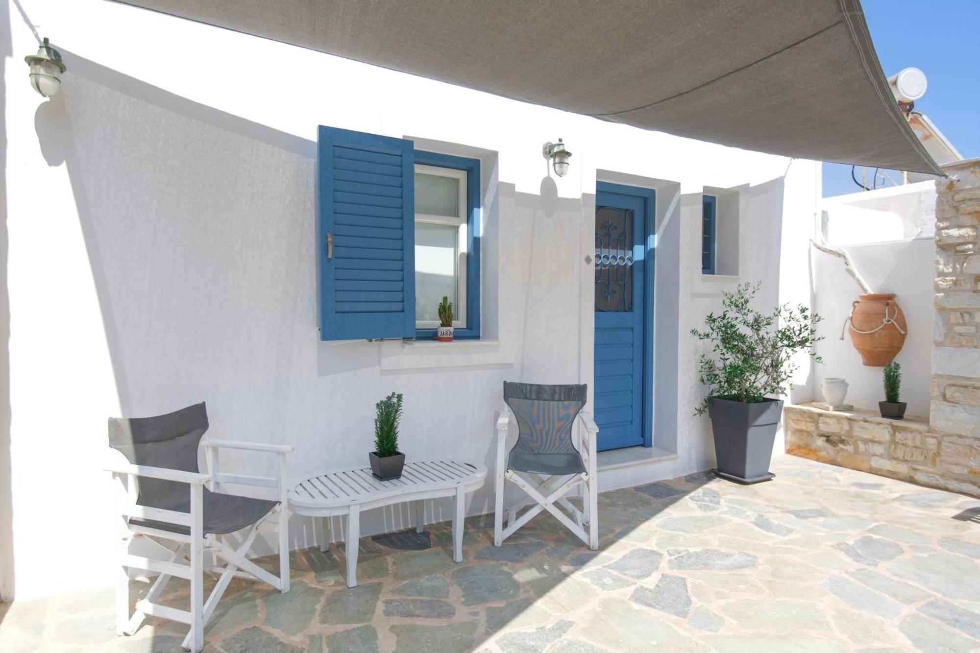 Alexandros Apartments Náousa Exterior photo